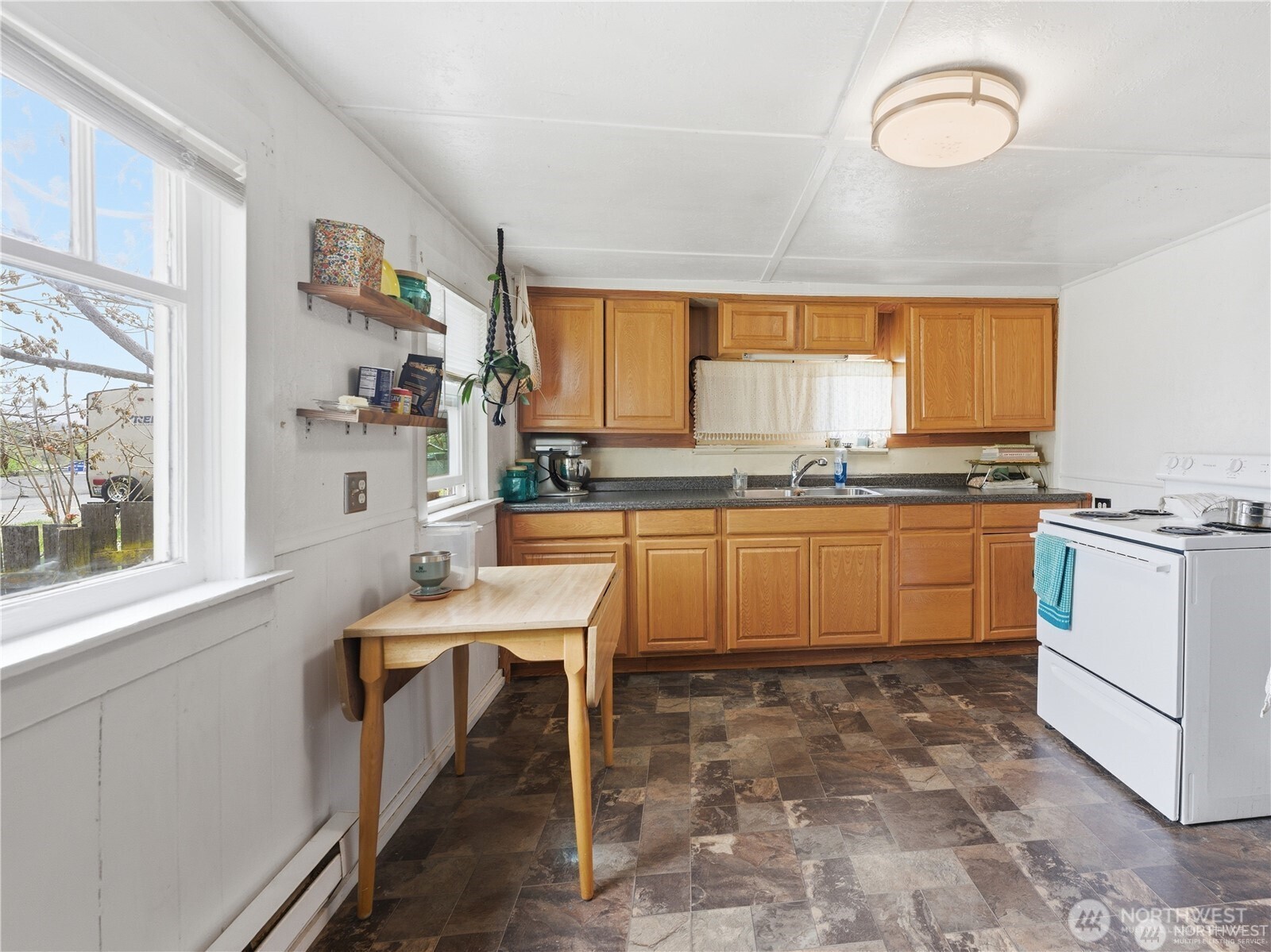 2436 Chatham Hill Drive , Wenatchee, WA 98801
