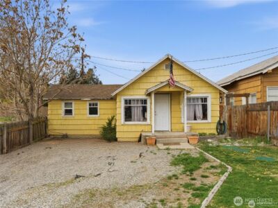 2436 Chatham Hill Drive , Wenatchee, WA 98801 - Photo 2