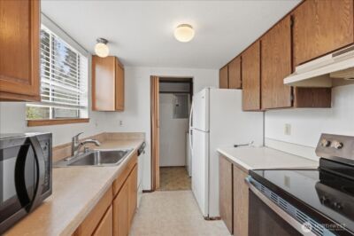 3515 S 160th Street #C6, SeaTac, WA 98188 - Photo 15