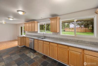 15420 SE 144th Place , Renton, WA 98059 - Photo 11