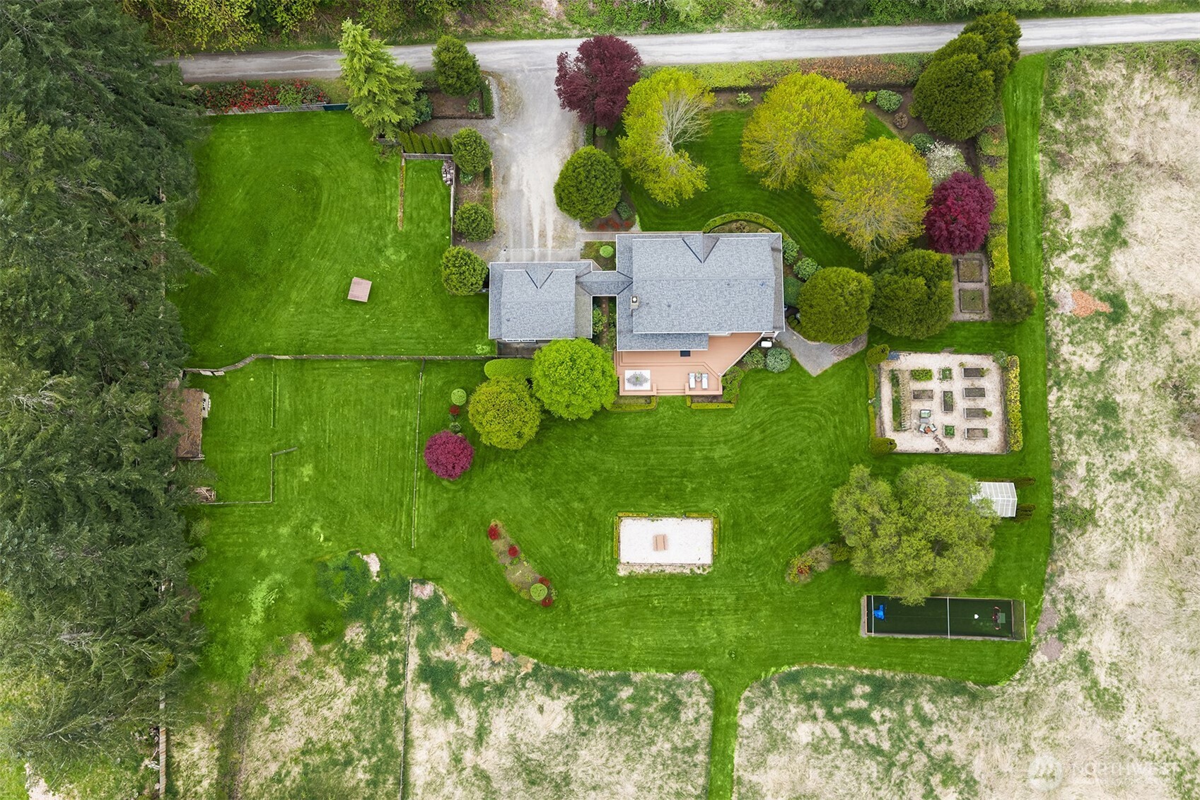 3516 224th Avenue NE, Redmond, WA 98053