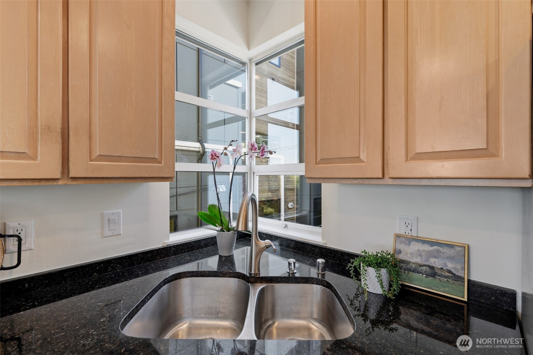 1108 18th Avenue #A, Seattle, WA 98122