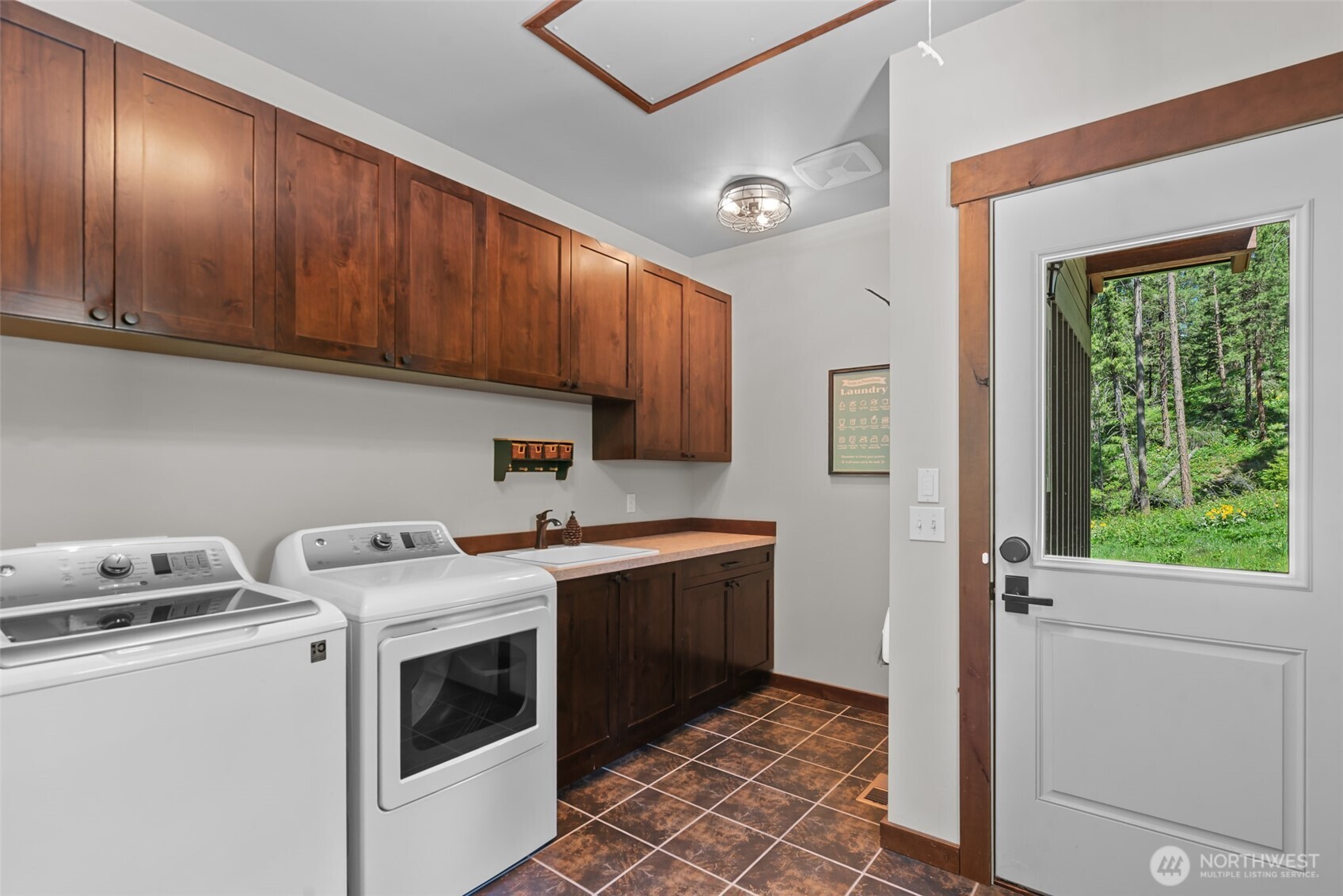 239 Foxridge Lane , Leavenworth, WA 98826