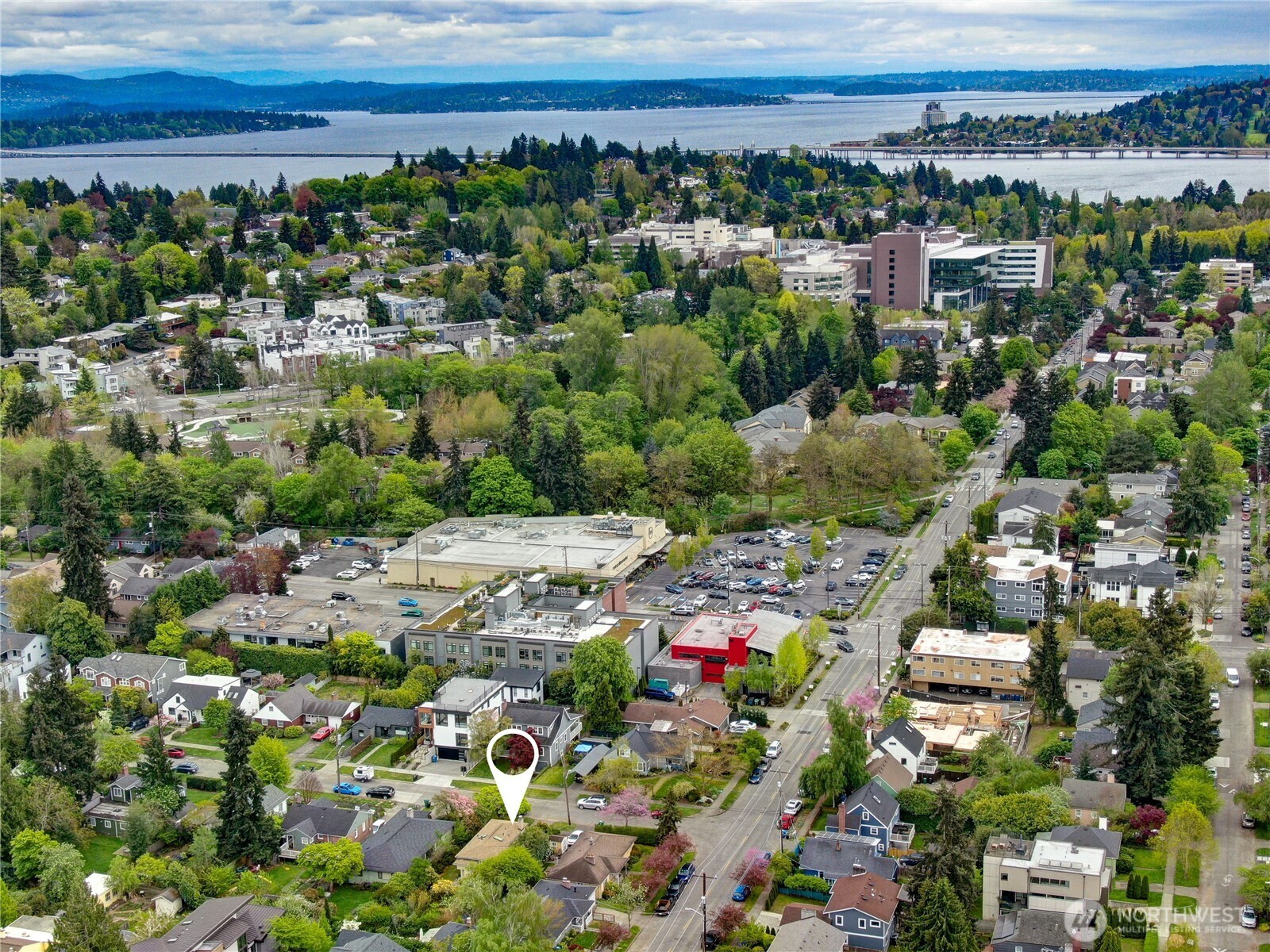 4008 NE 56th Street , Seattle, WA 98105-2235