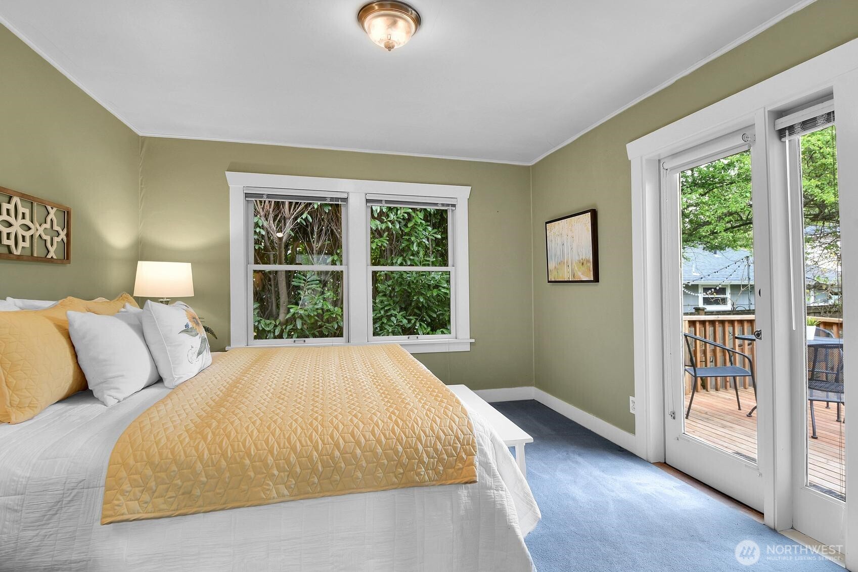 4008 NE 56th Street , Seattle, WA 98105-2235