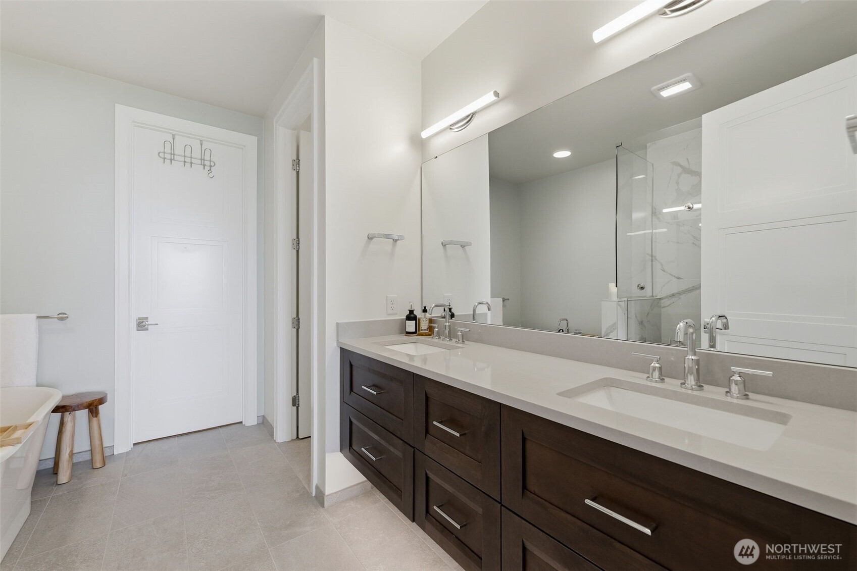 4907 Main Street #102, Tacoma, WA 98407