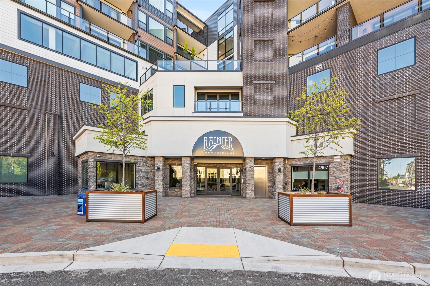 4907 Main Street #102, Tacoma, WA 98407