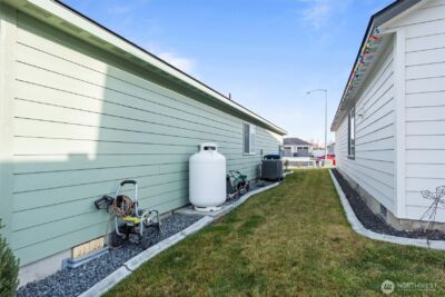 3304 W Crabapple Court , Moses Lake, WA 98837 - Photo 4
