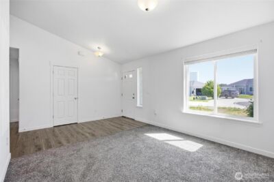 3304 W Crabapple Court , Moses Lake, WA 98837 - Photo 9