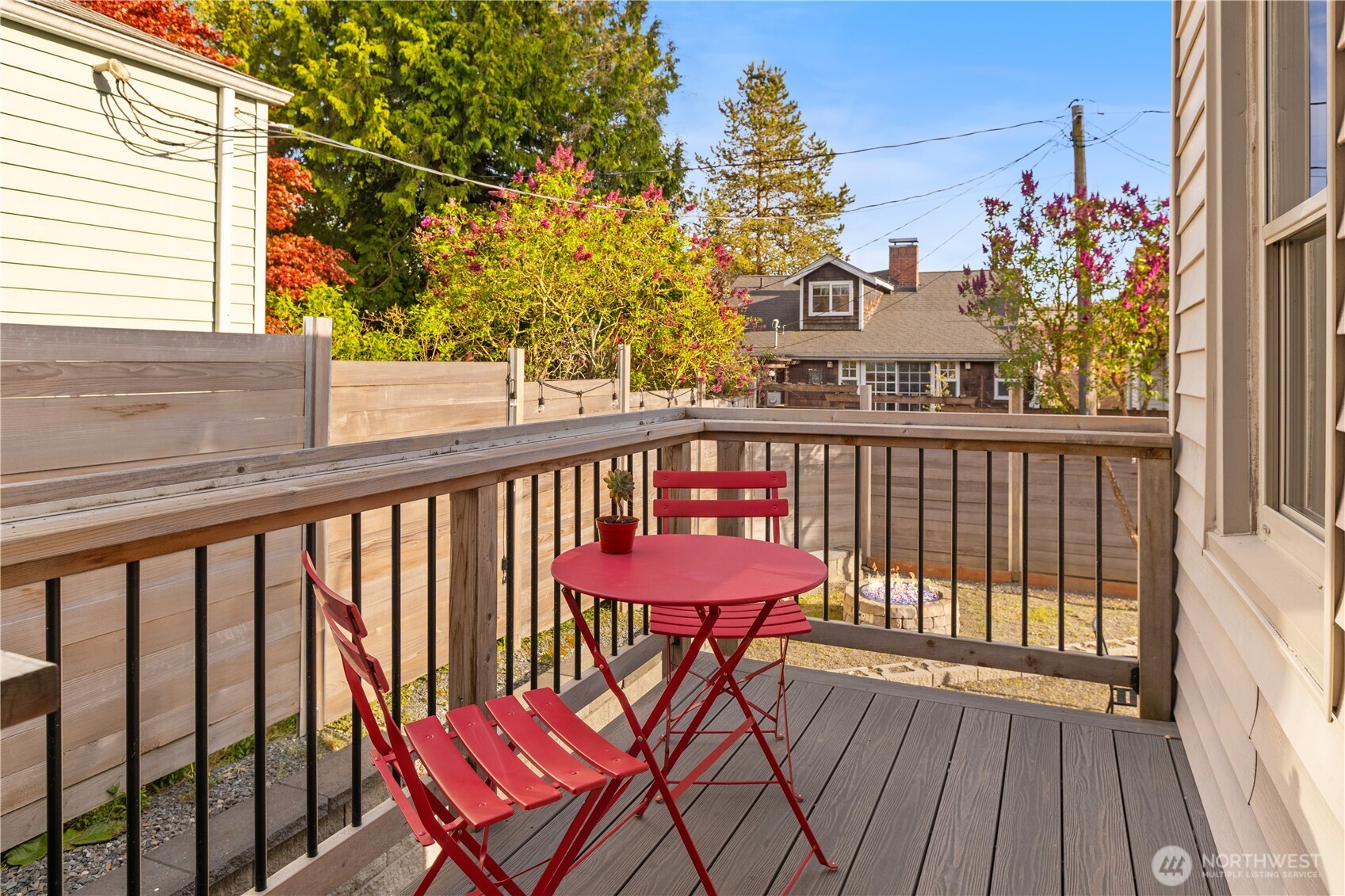 1273 NE 69th Street , Seattle, WA 98115-6747