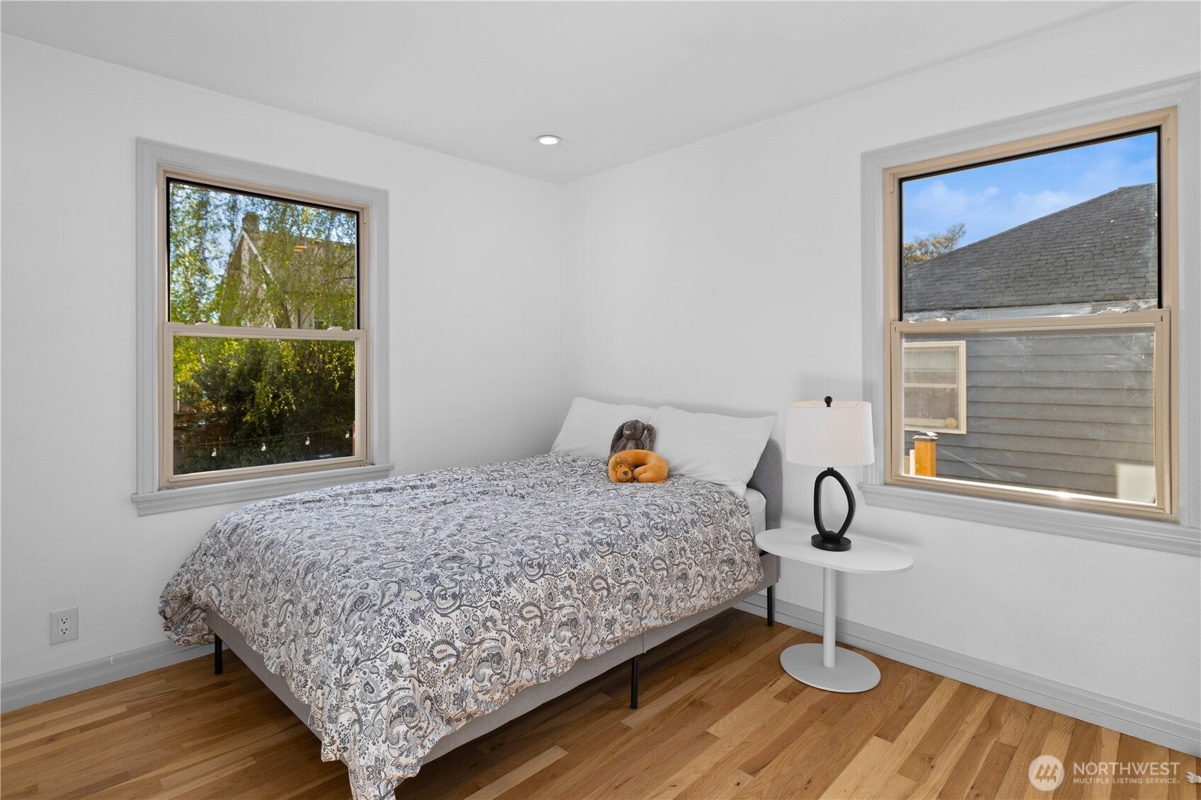 1273 NE 69th Street , Seattle, WA 98115-6747