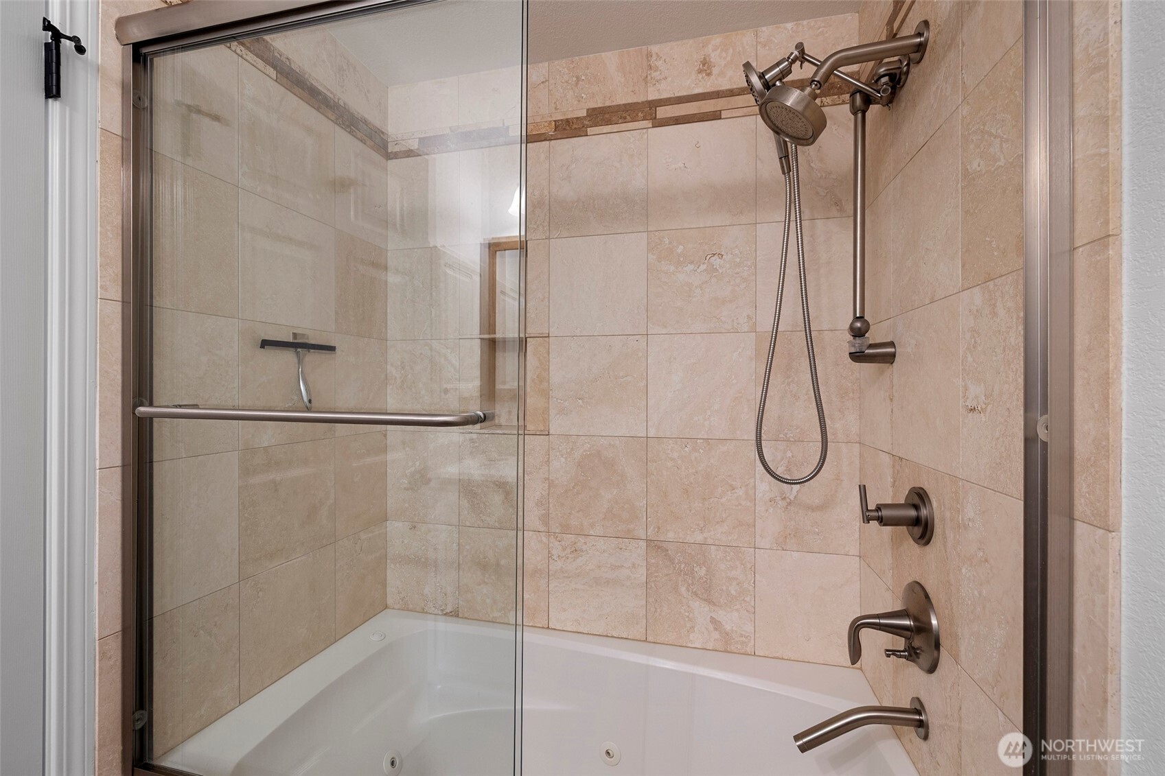 410 2nd Avenue S #110, Kirkland, WA 98033