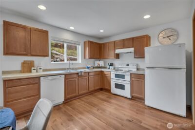 9929 195th Avenue E, Bonney Lake, WA 98391 - Photo 12
