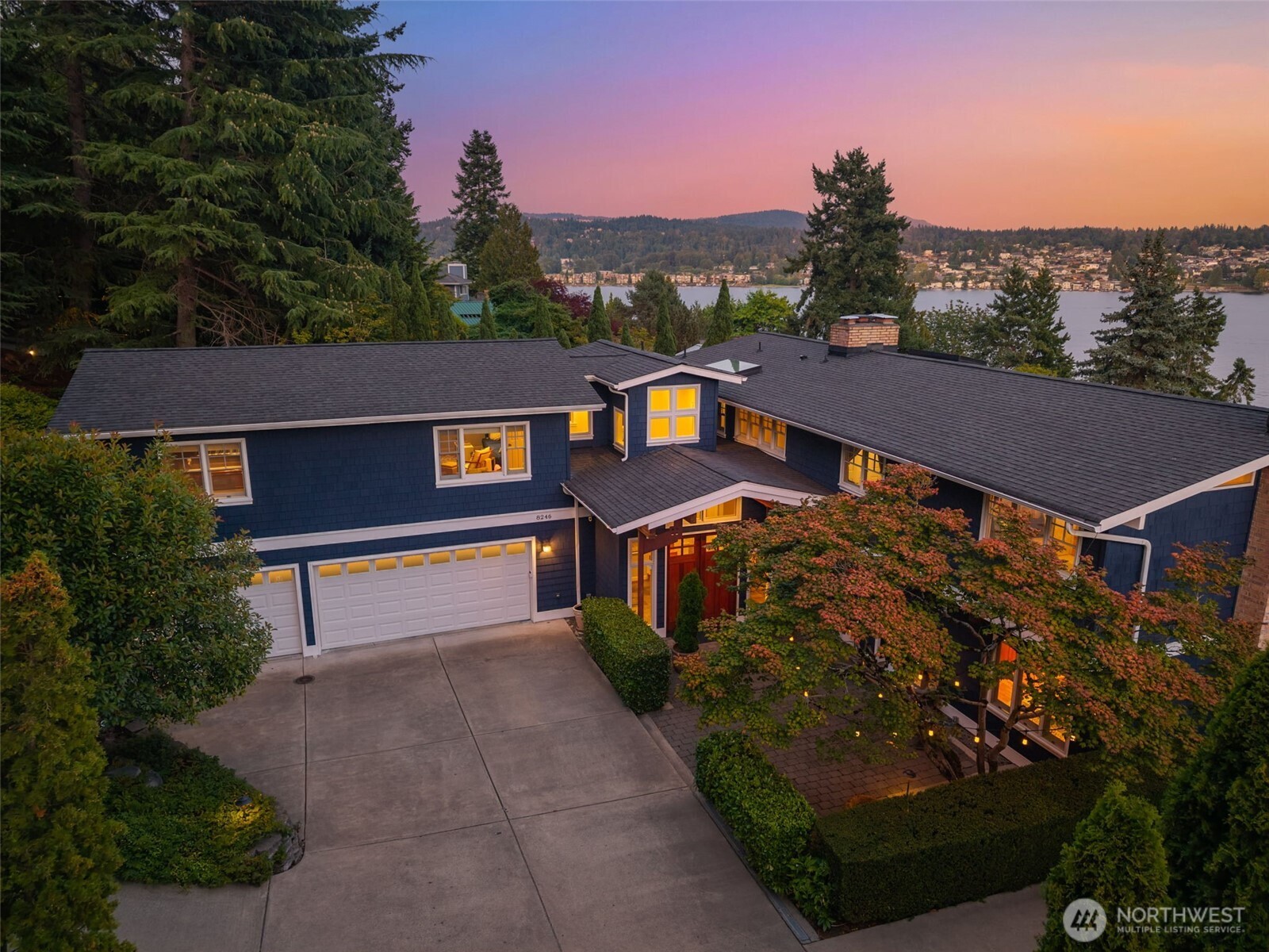 8246 E Mercer Way , Mercer Island, WA 98040