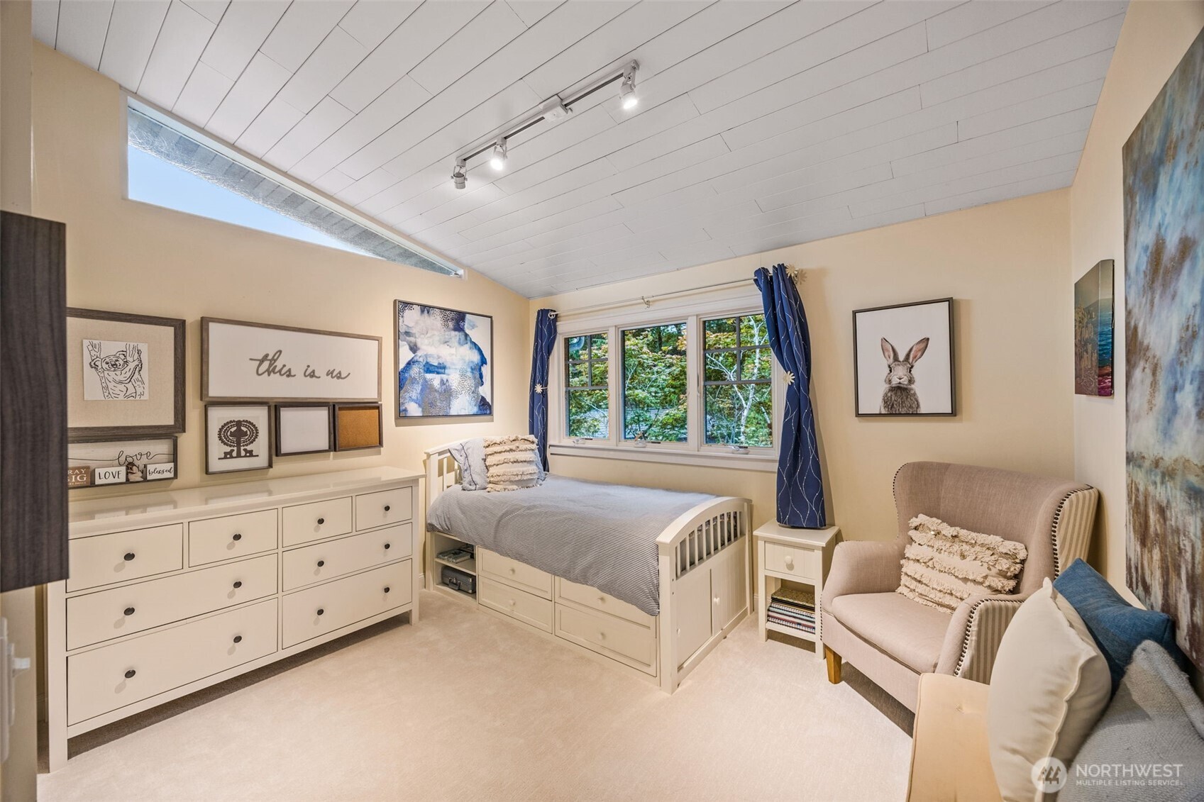 8246 E Mercer Way , Mercer Island, WA 98040