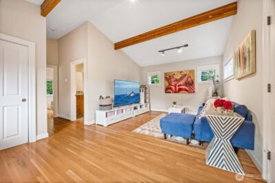 8246 E Mercer Way , Mercer Island, WA 98040 - Photo 23