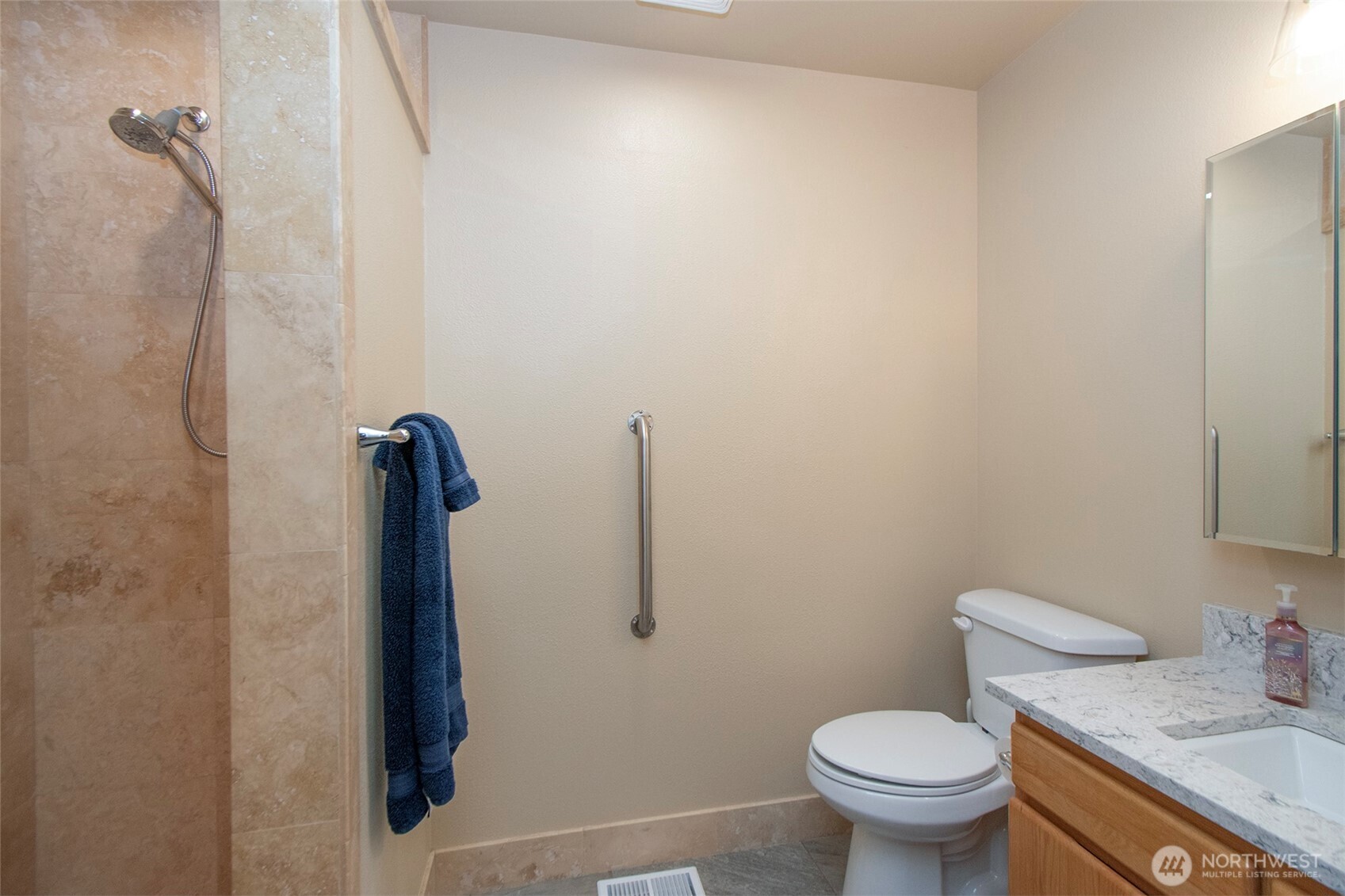 21 Donaper Road , Sequim, WA 98382