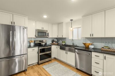 3016 50th Avenue SW, Seattle, WA 98116 - Photo 9