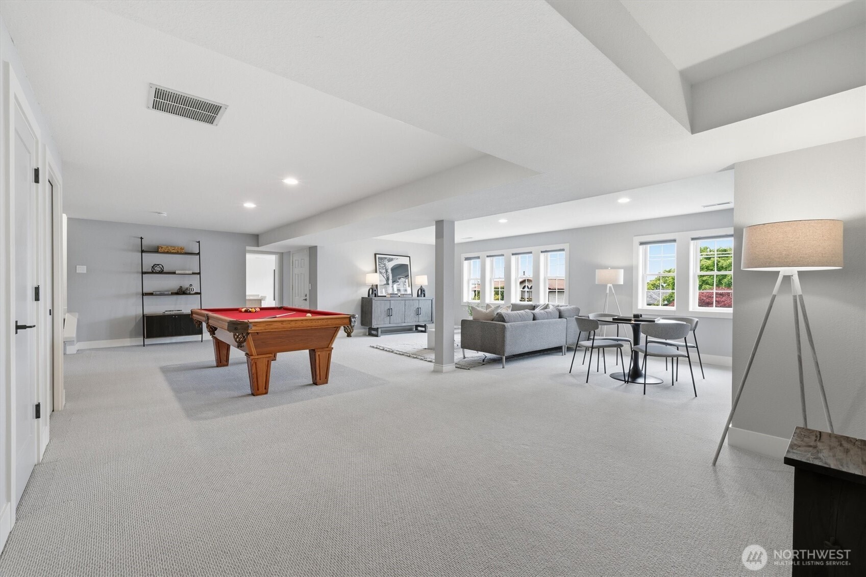 18124 Riviera Place SW, Normandy Park, WA 98166