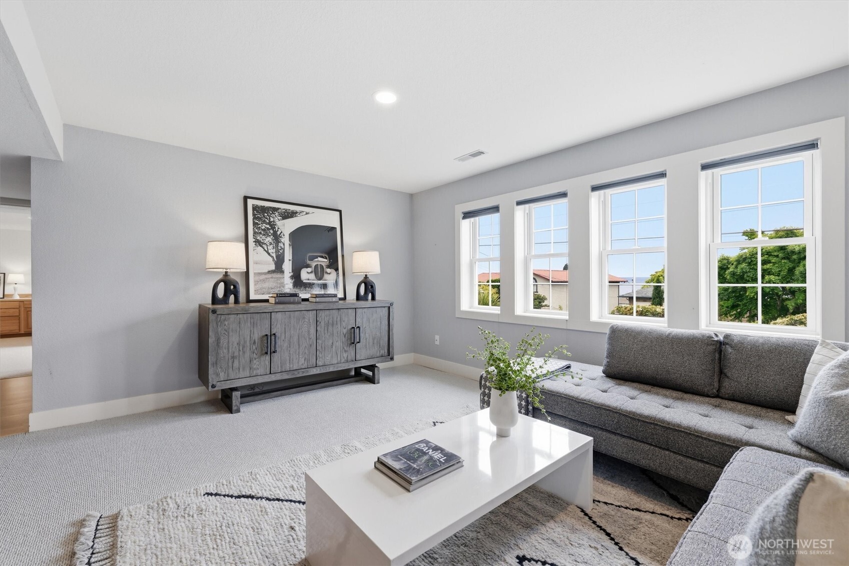 18124 Riviera Place SW, Normandy Park, WA 98166