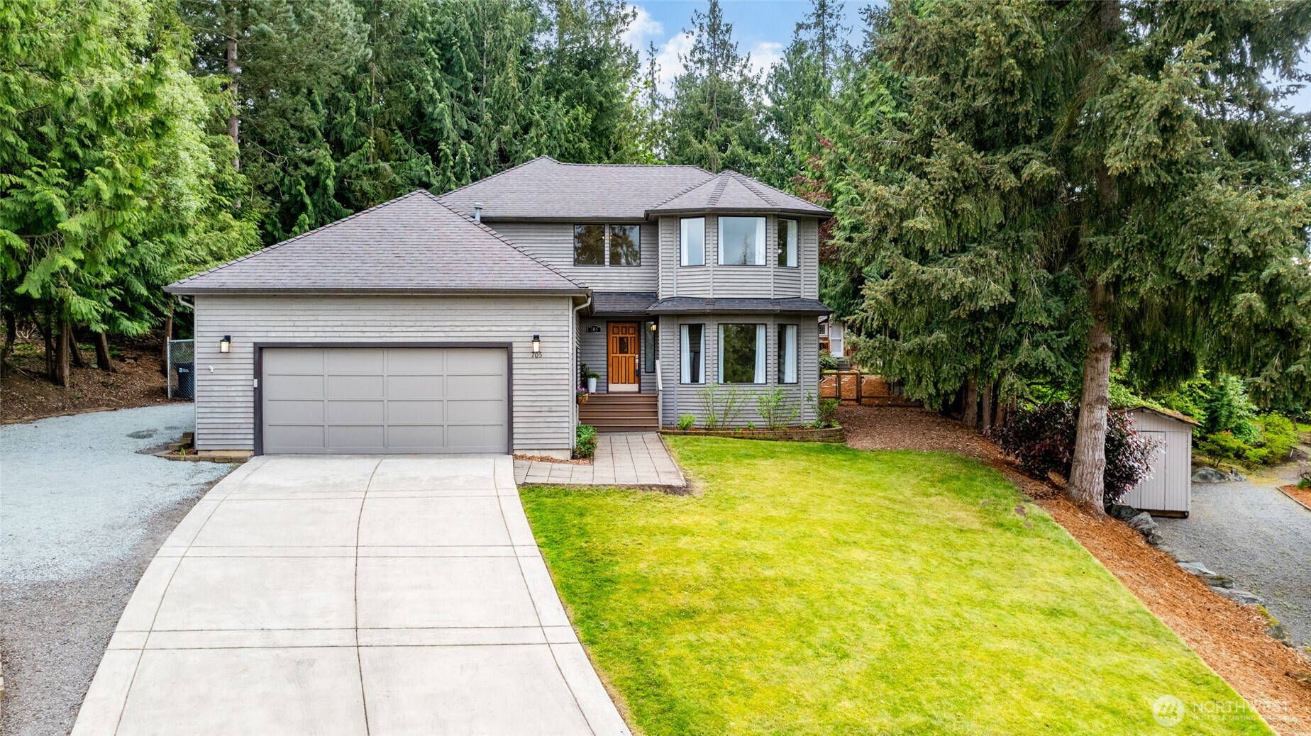 705 N Waugh Road , Mount Vernon, WA 98273