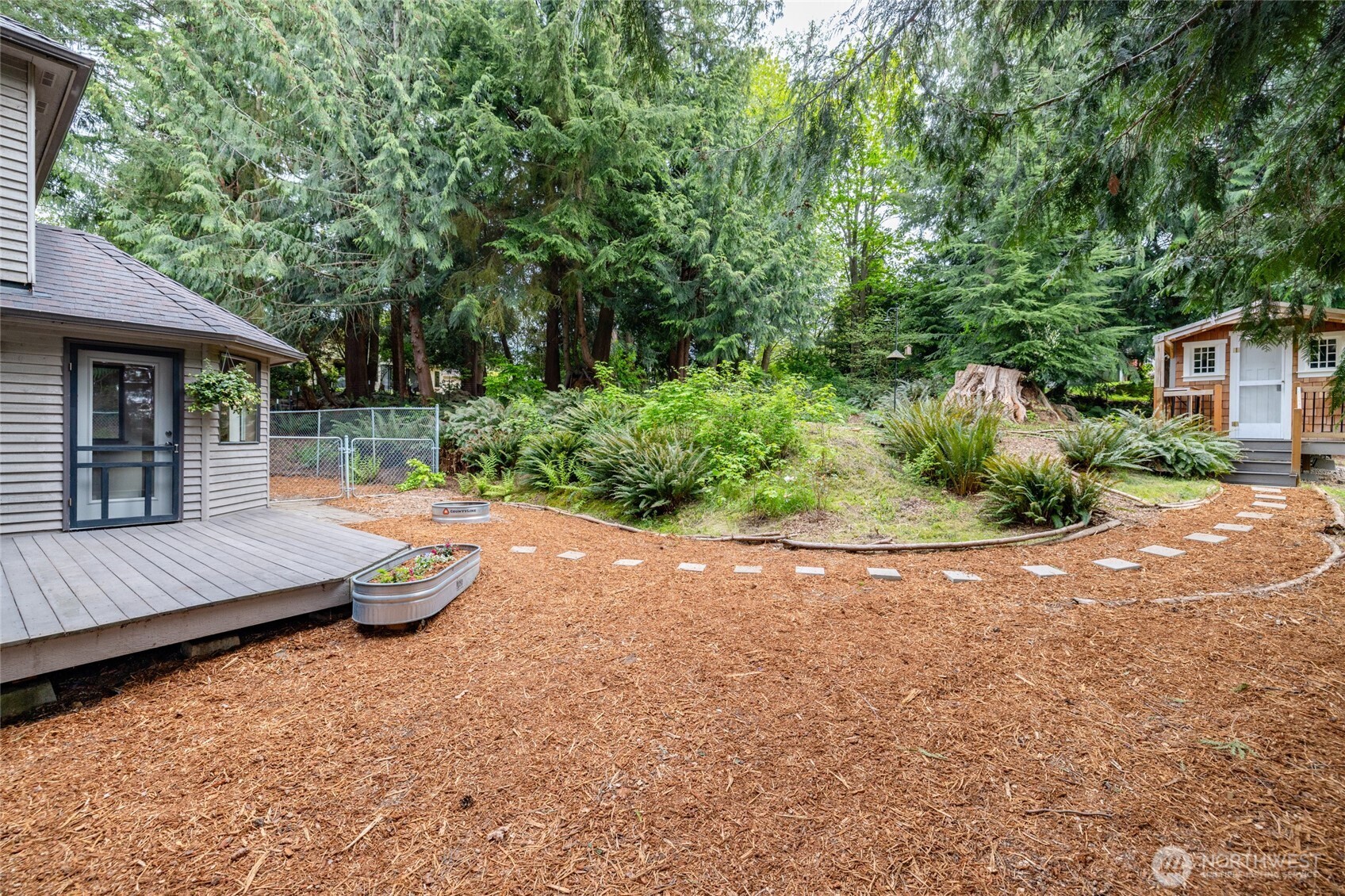 705 N Waugh Road , Mount Vernon, WA 98273