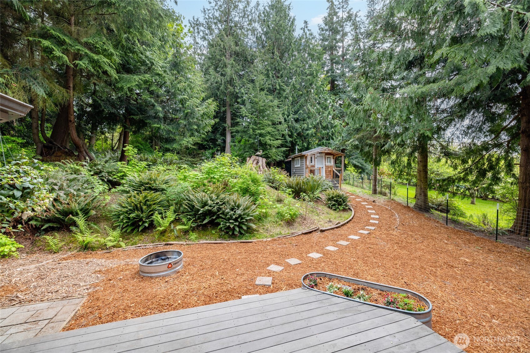 705 N Waugh Road , Mount Vernon, WA 98273