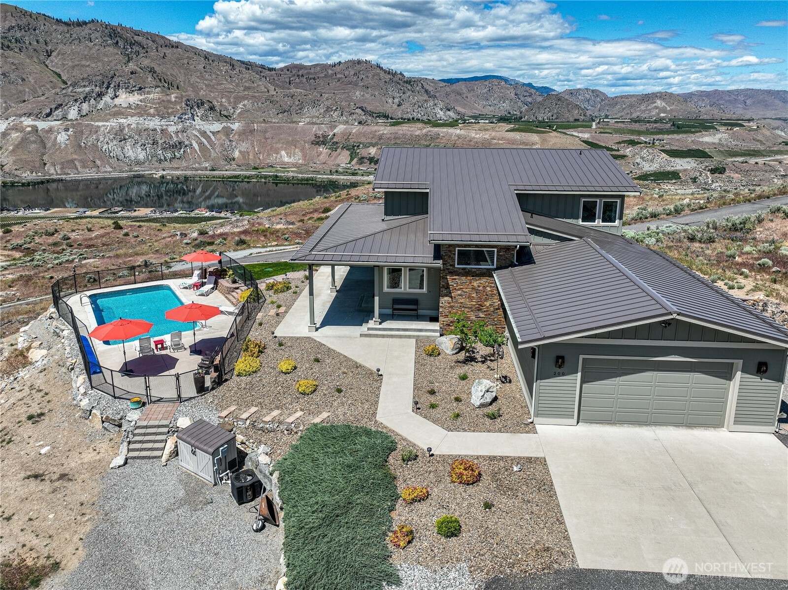200 Ridge Road , Orondo, WA 98843