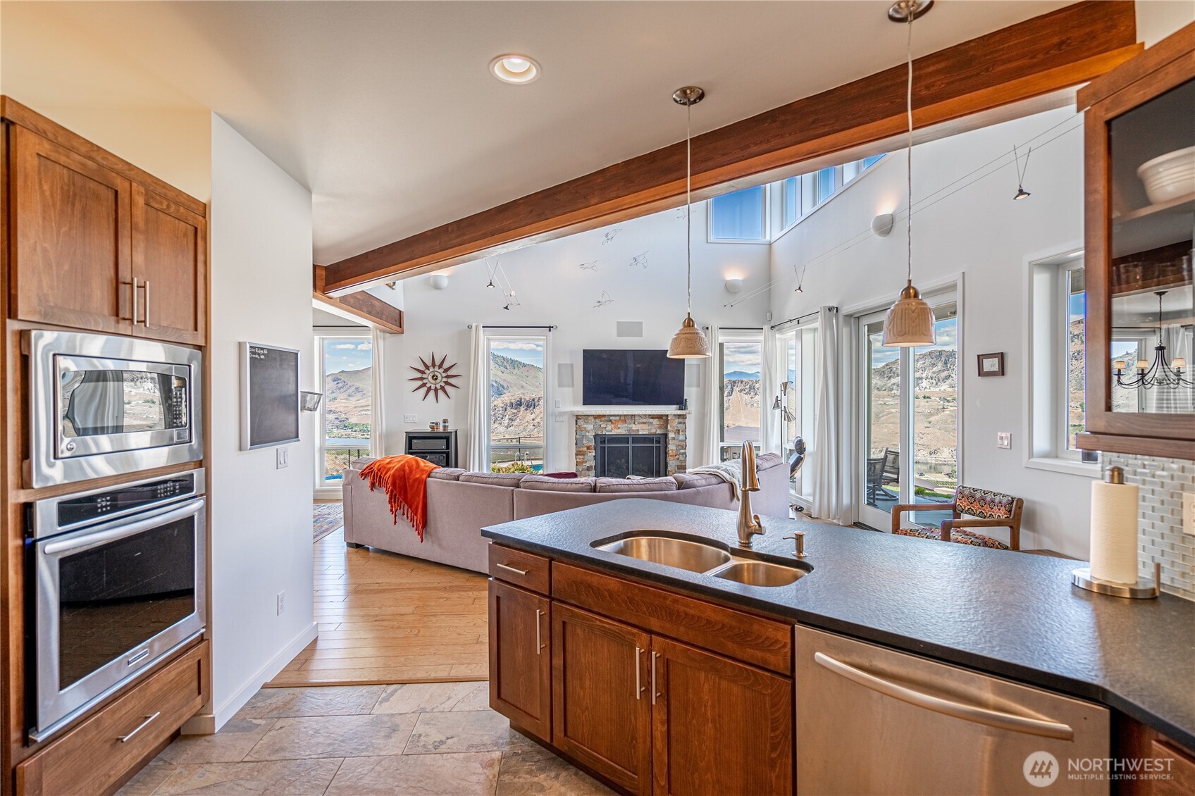 200 Ridge Road , Orondo, WA 98843