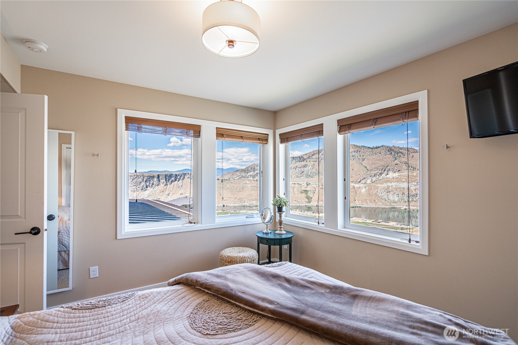 200 Ridge Road , Orondo, WA 98843