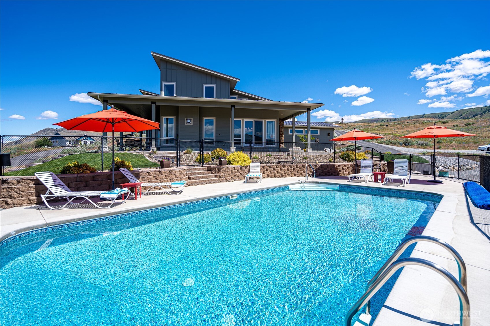 200 Ridge Road , Orondo, WA 98843