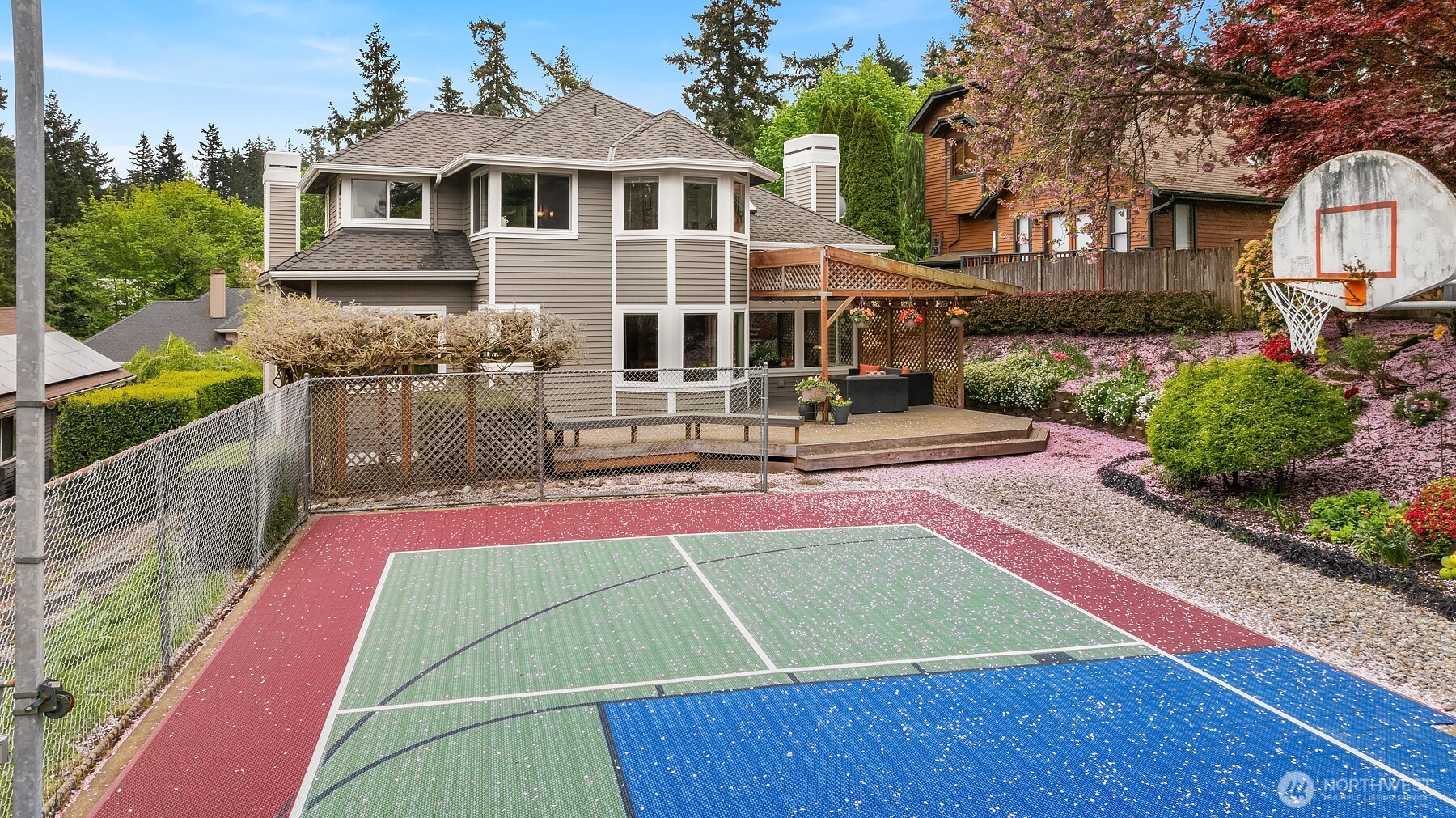 6622 NE 151st Street , Kenmore, WA 98028