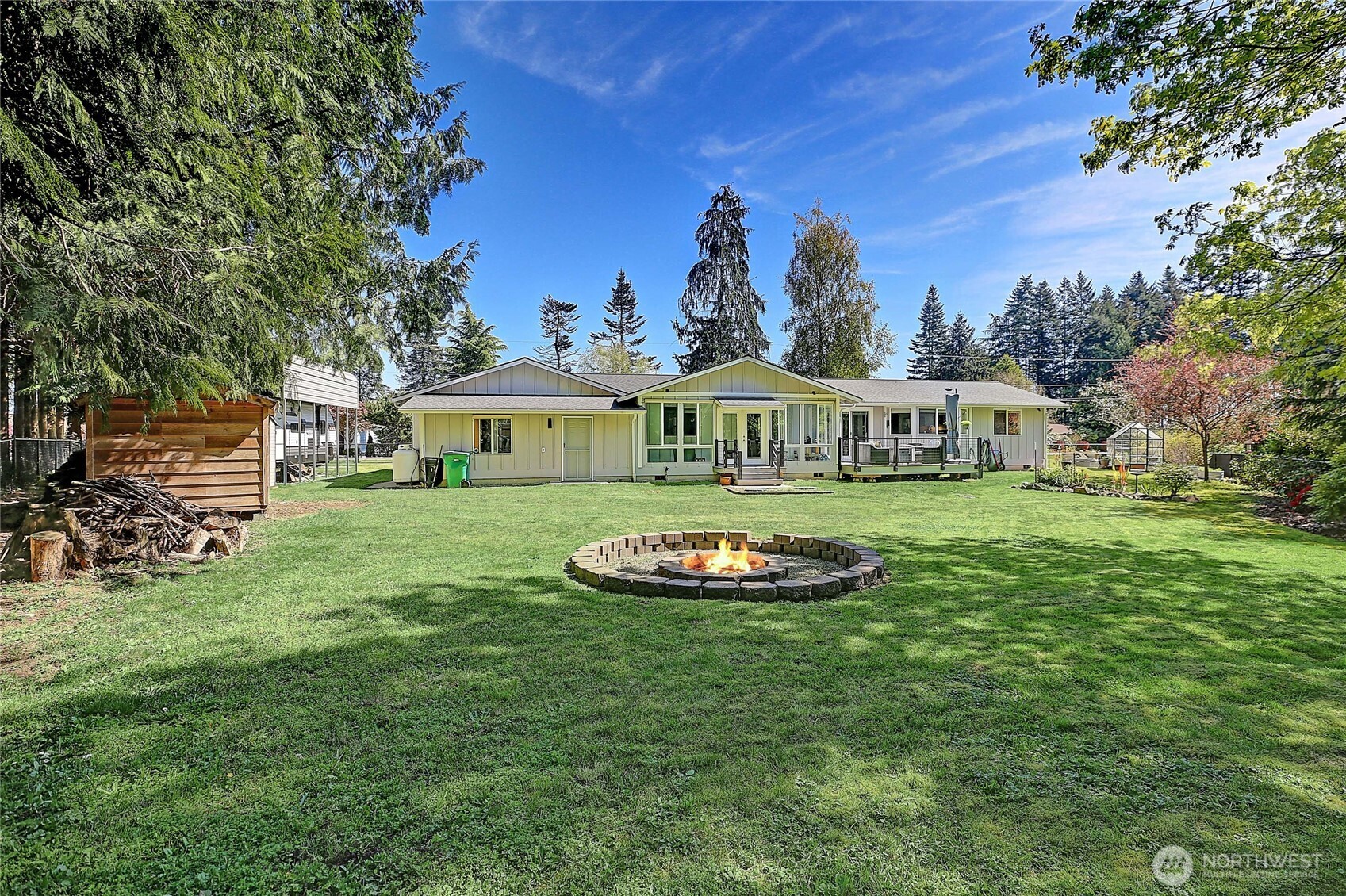 2976 Janet Avenue , Camano Island, WA 98282