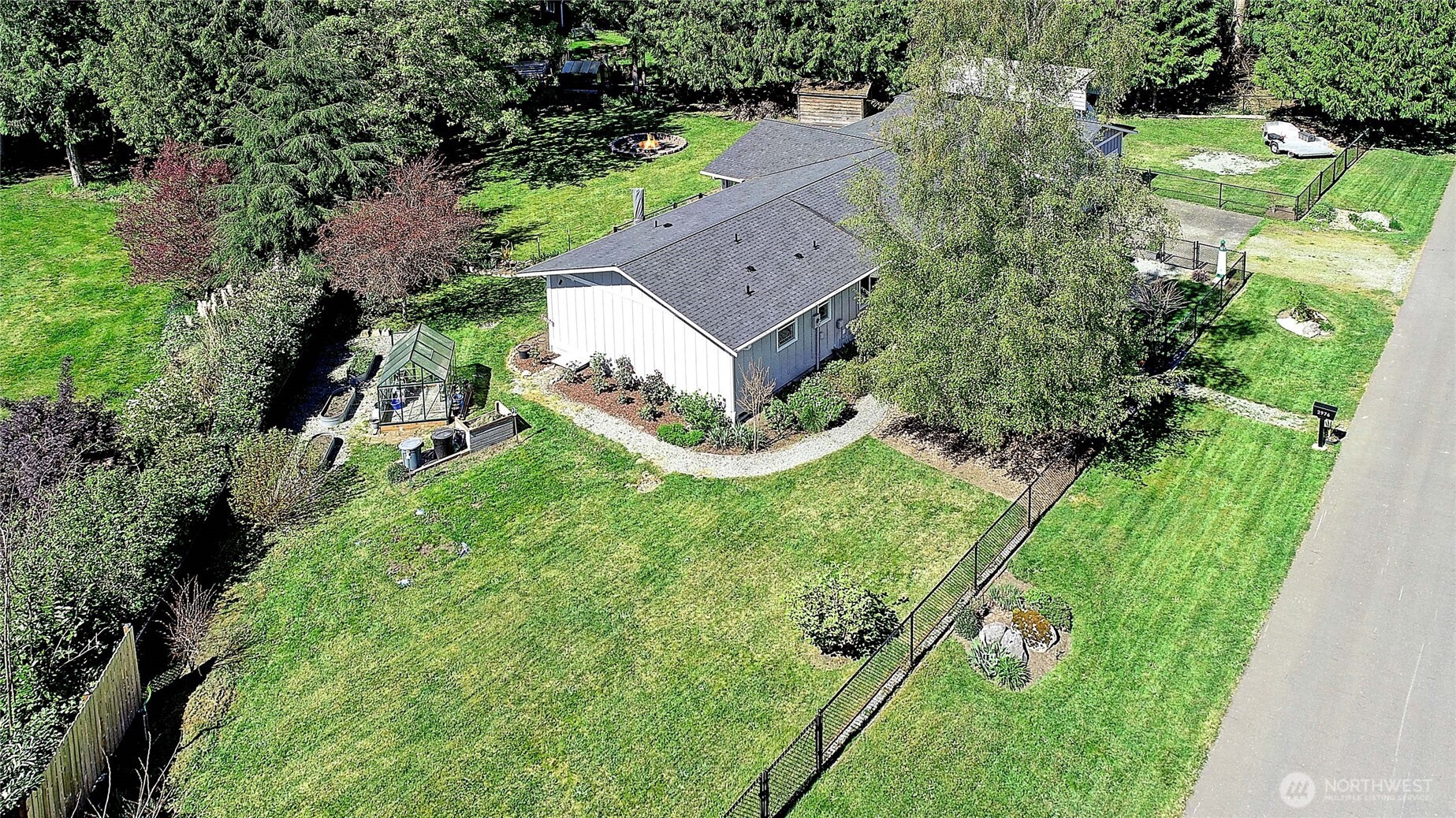 2976 Janet Avenue , Camano Island, WA 98282