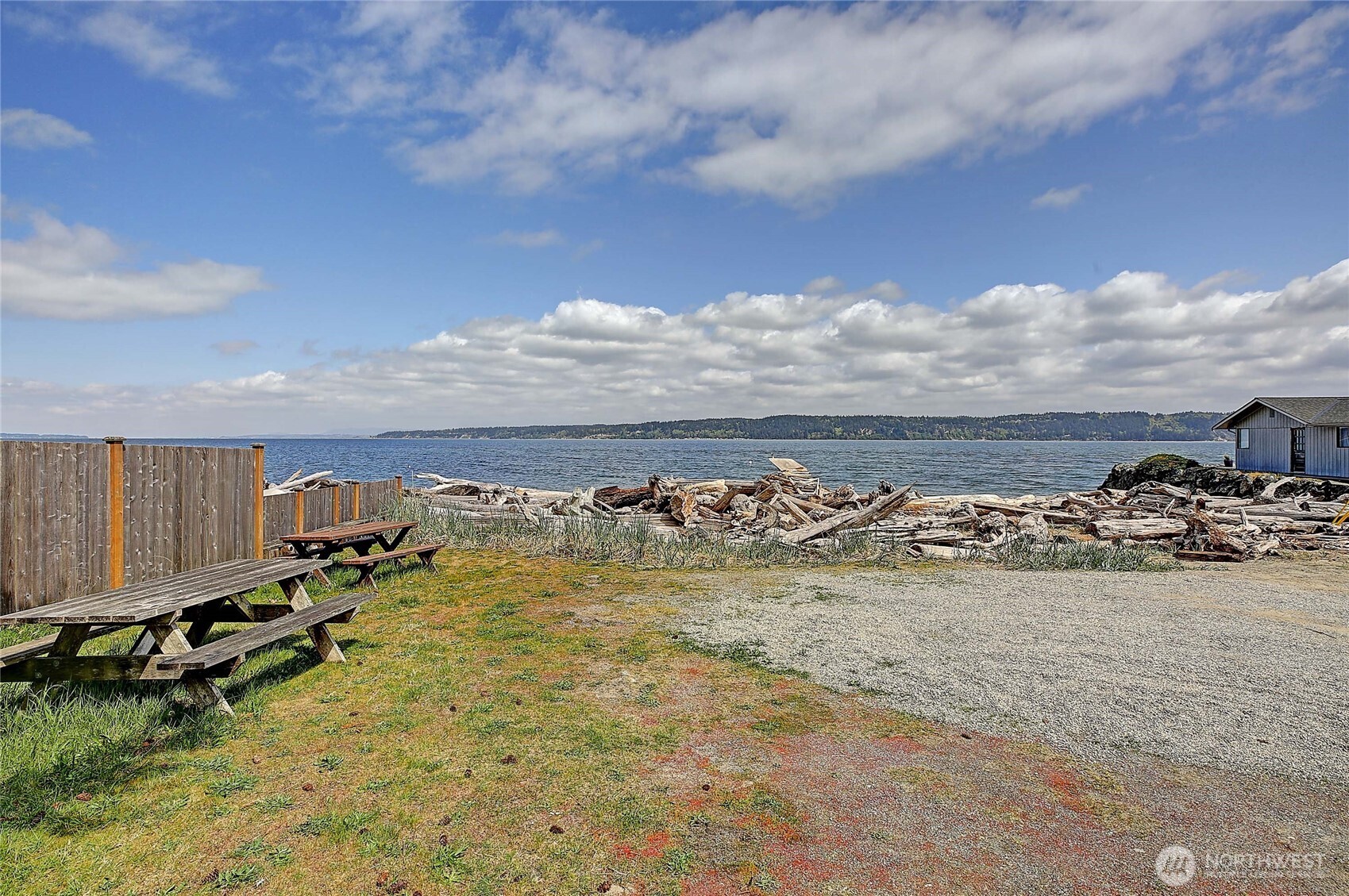 2976 Janet Avenue , Camano Island, WA 98282