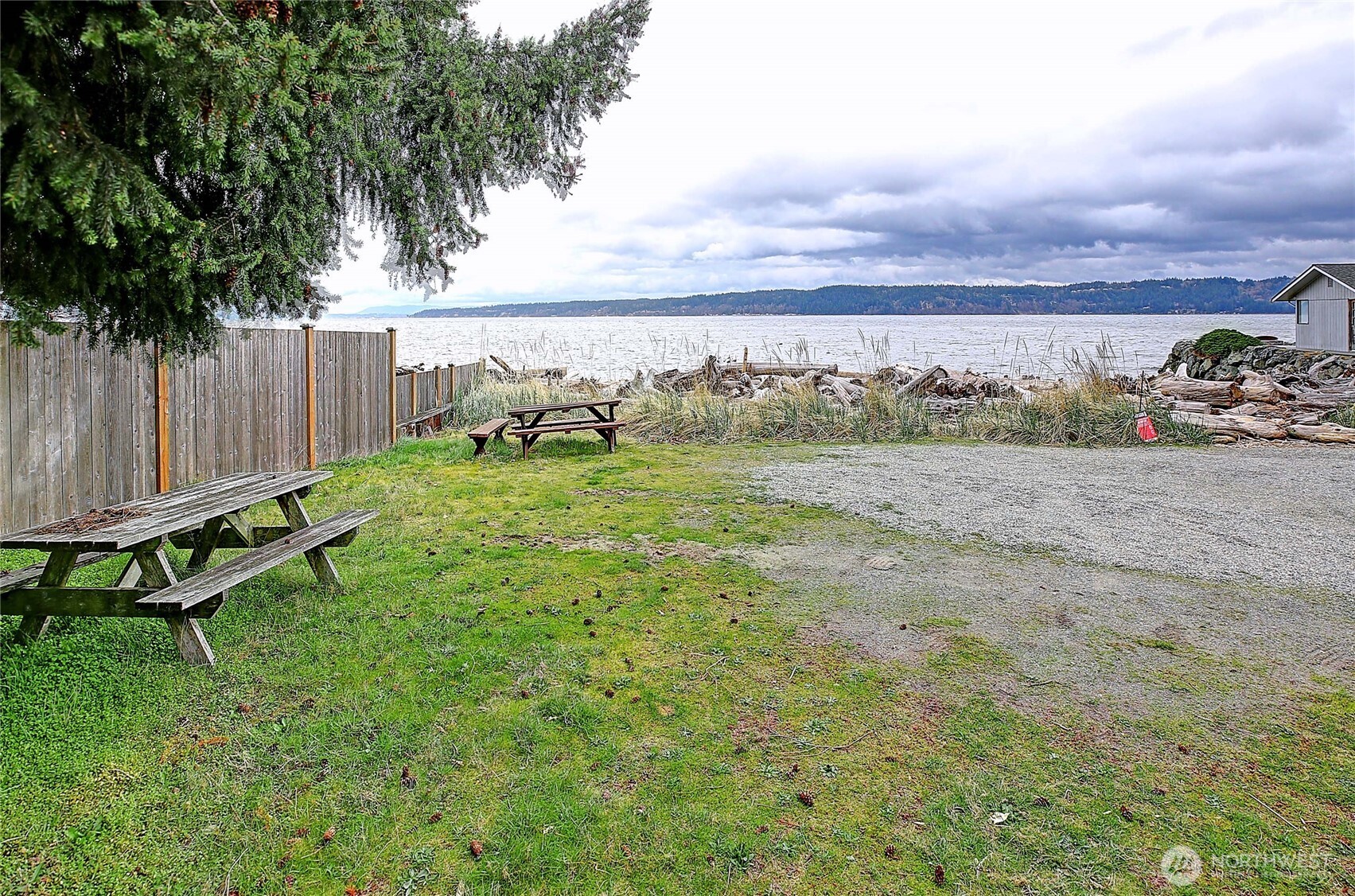 2976 Janet Avenue , Camano Island, WA 98282