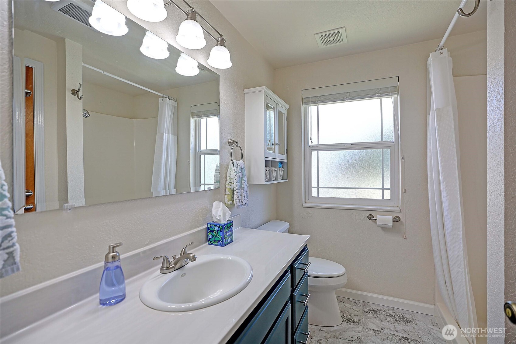 2976 Janet Avenue , Camano Island, WA 98282
