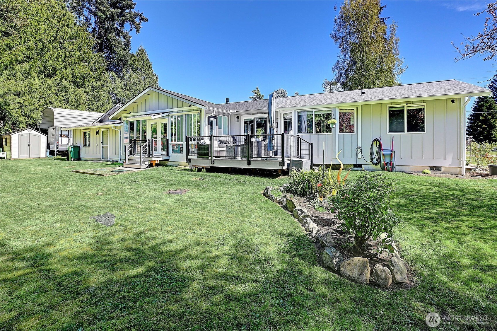 2976 Janet Avenue , Camano Island, WA 98282