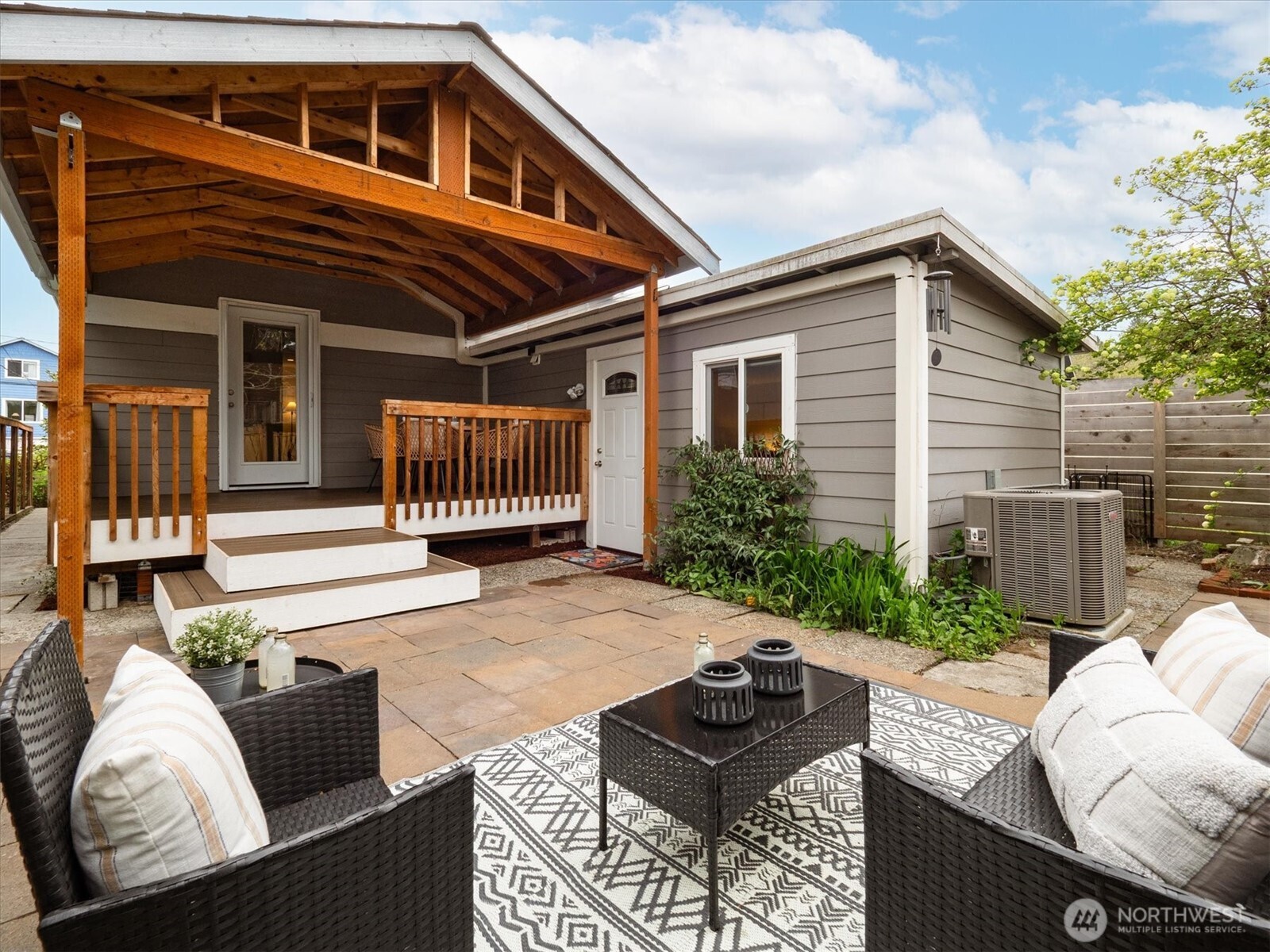 4513 Cascadia Avenue S, Seattle, WA 98118