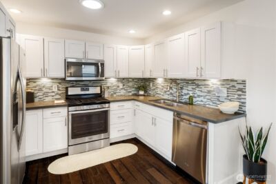 4513 Cascadia Avenue S, Seattle, WA 98118 - Photo 8