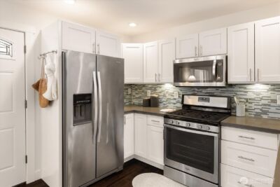 4513 Cascadia Avenue S, Seattle, WA 98118 - Photo 9