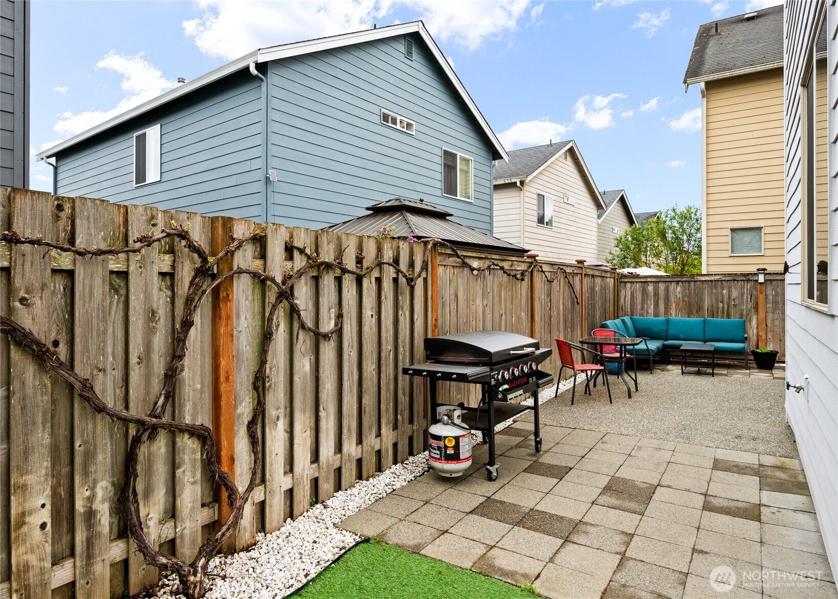 10045 1st Street NE, Lake Stevens, WA 98258