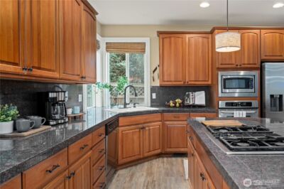 22851 SE Lake Wilderness Drive S, Maple Valley, WA 98038 - Photo 15
