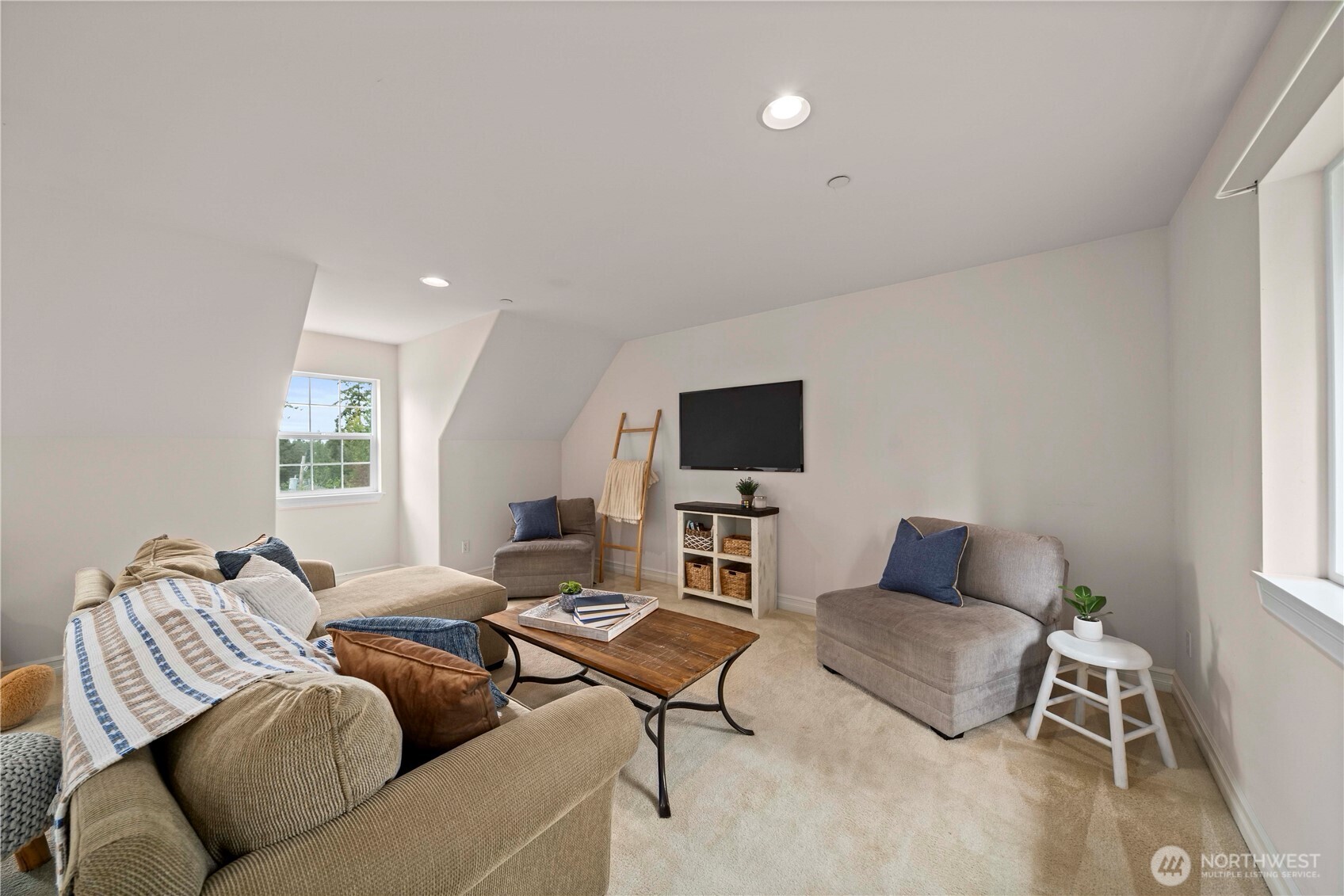 22851 SE Lake Wilderness Drive S, Maple Valley, WA 98038