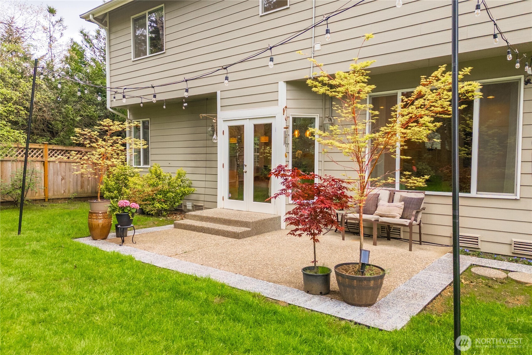22851 SE Lake Wilderness Drive S, Maple Valley, WA 98038