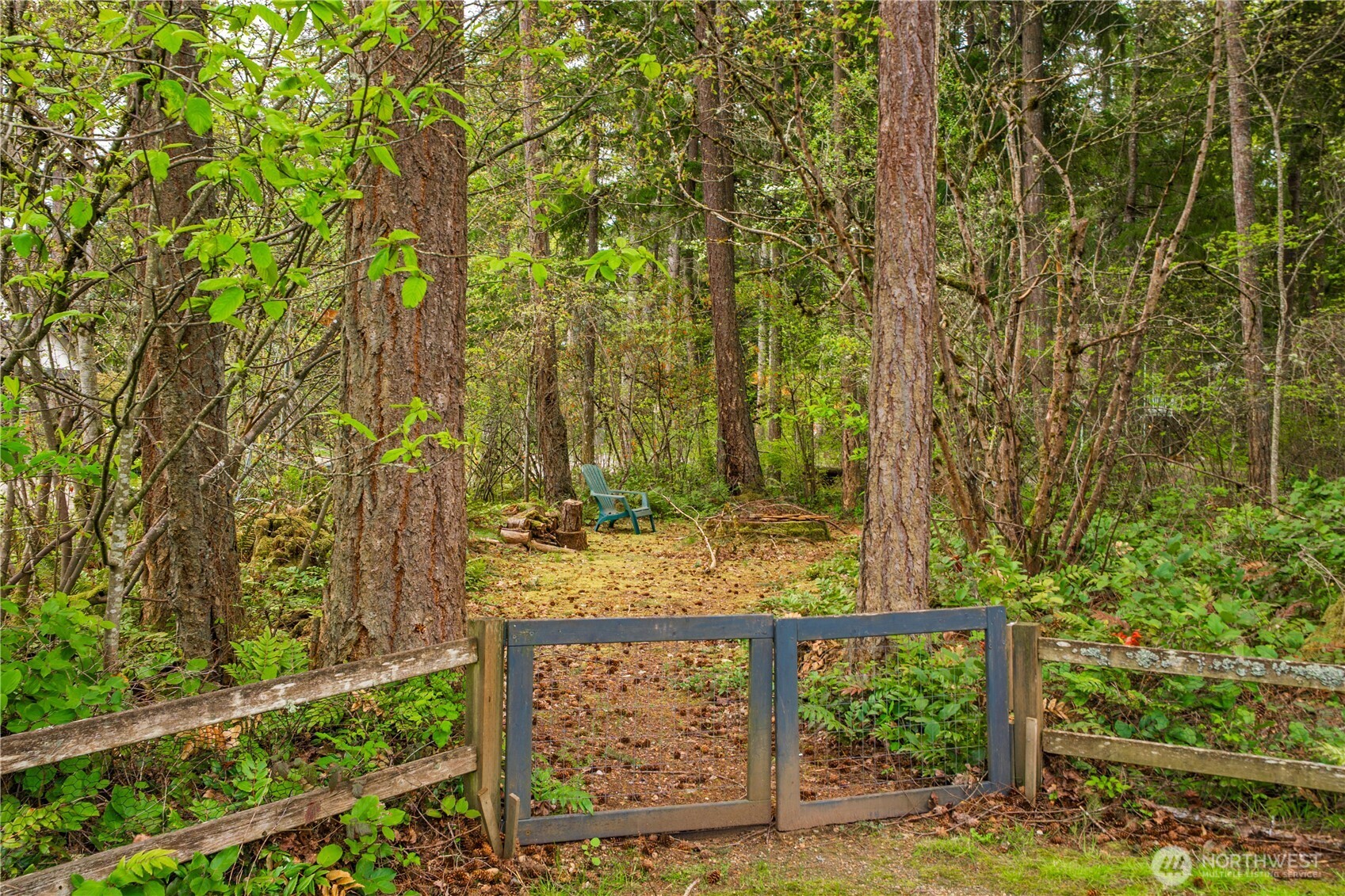 22851 SE Lake Wilderness Drive S, Maple Valley, WA 98038