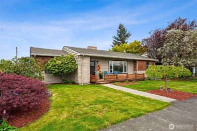 2232 Griffin Avenue , Enumclaw, WA 98022 - Photo 2