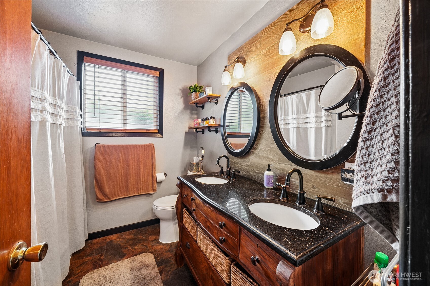 2232 Griffin Avenue , Enumclaw, WA 98022