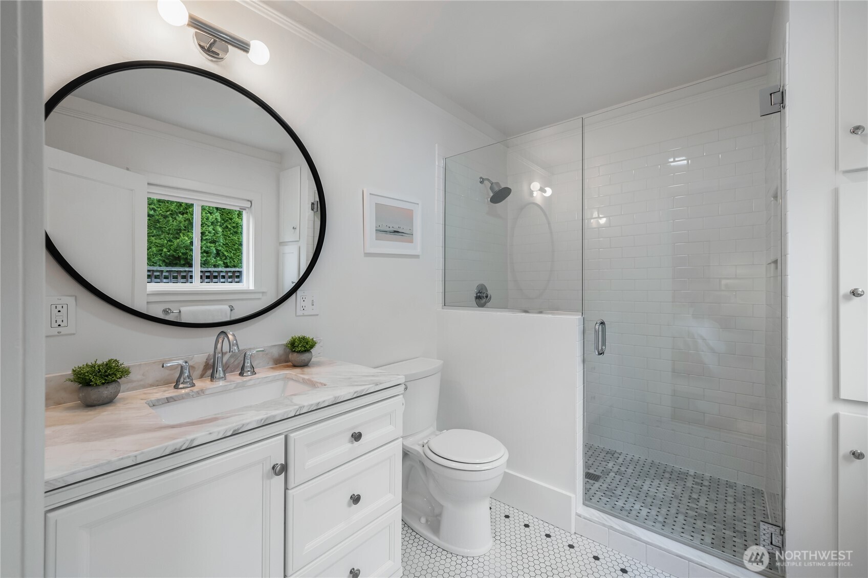 614 NW 74th Street , Seattle, WA 98117