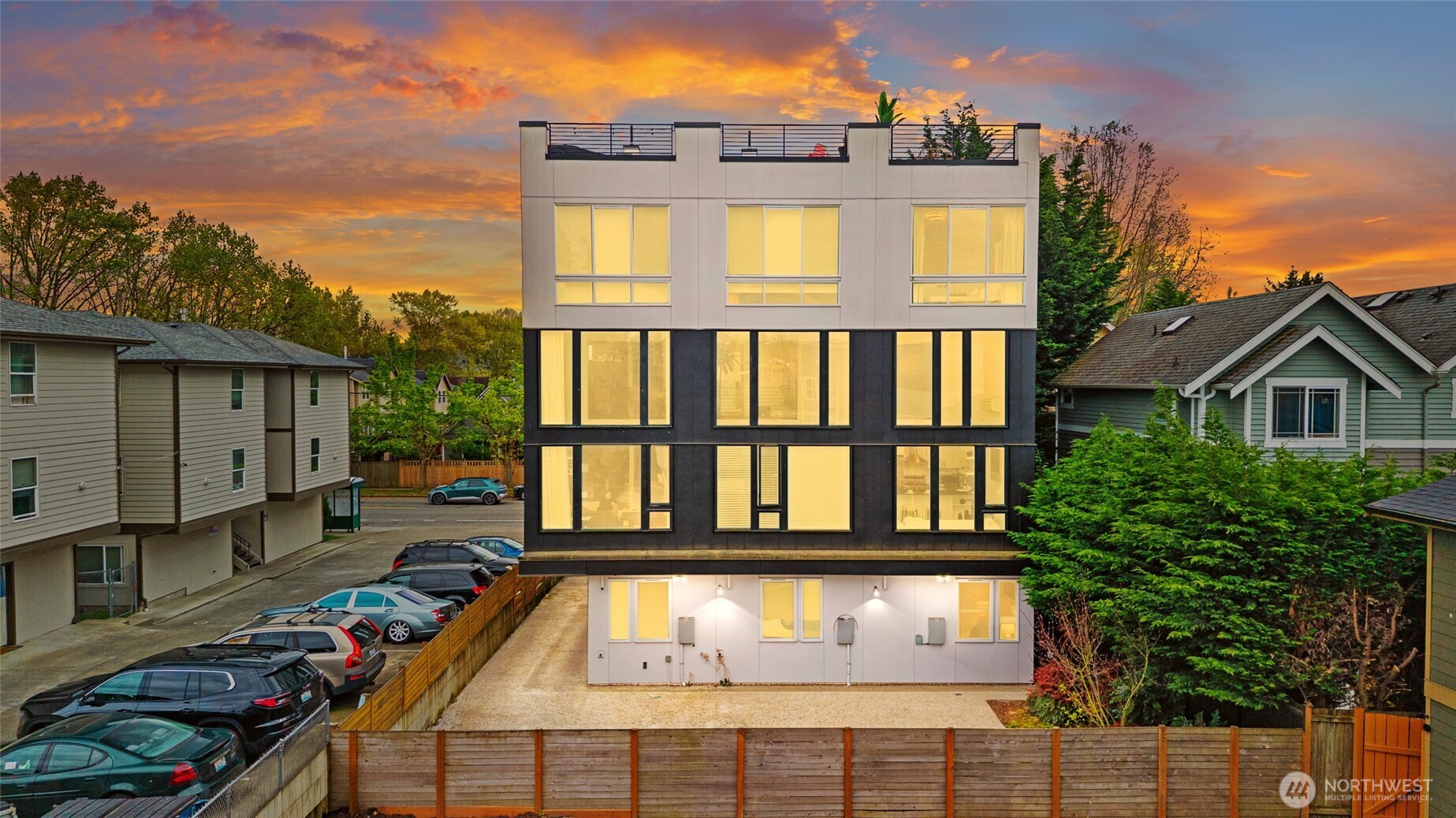 2612 E Yesler Way , Seattle, WA 98122